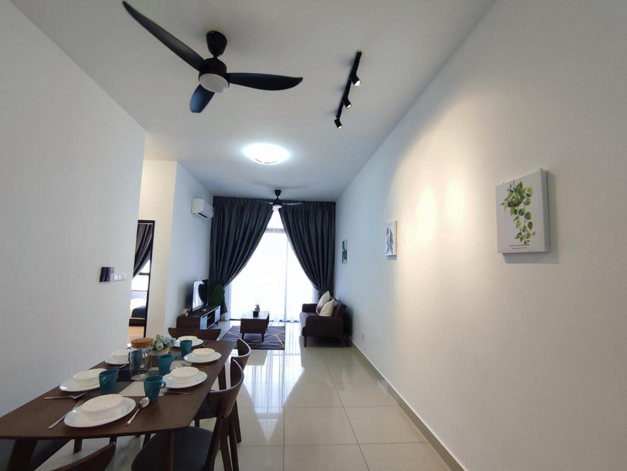 Twin Tower Johor Bahru By Glex Apartment Luaran gambar